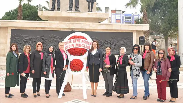 KADINLAR GÜNÜ COŞLUYLA KUTLANDI