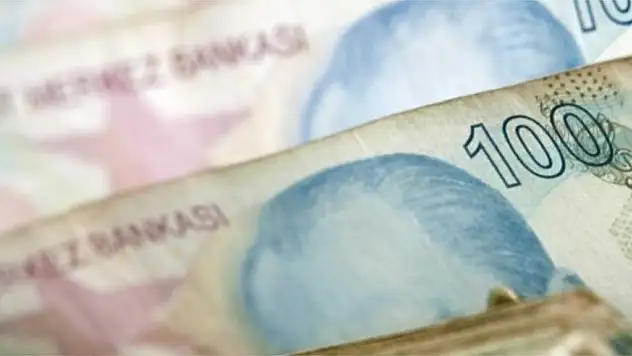 Kadroya geçenlere 2 maaş ikramiye