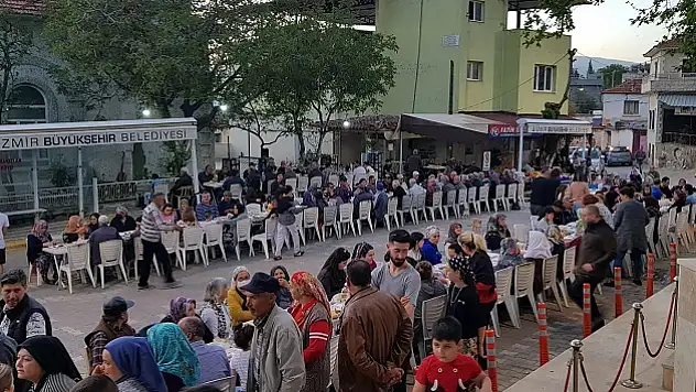 Karakızlar Köyü ramazan sofrasında özlem giderdi