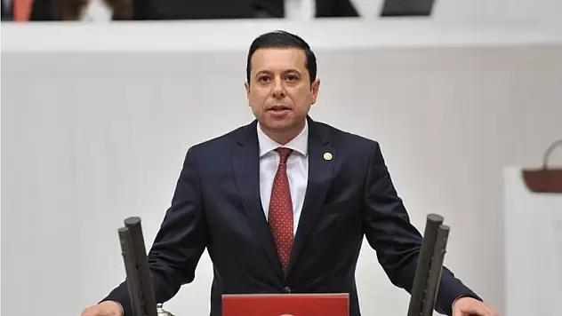 Kaya'nın gece mesaisi İki vekili kıyasladılar