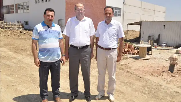 Kaymakam'dan eğitim kampüsüne tam not