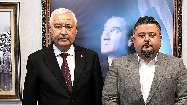 Kemalpaşa Belediyesi'nde 634 işçiyi kapsayan TİS imzalandı