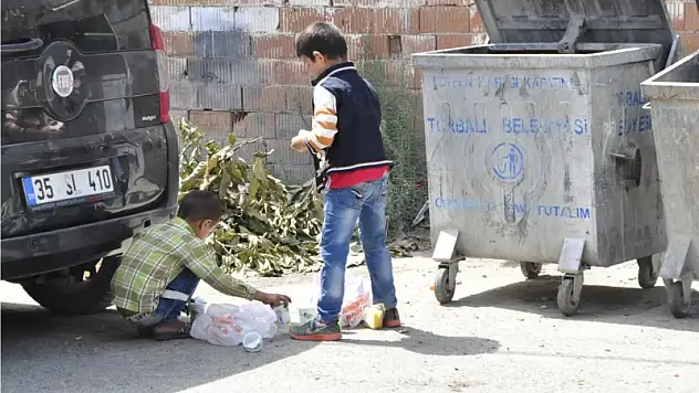 Kimi yatacak yer, kimi yiyecek yemek bulamıyor