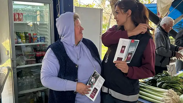 KİRAZ EMNİYET MÜDÜRÜ EŞREF ACAR'IN TALİMATIYLA PAZARDA ÖRNEK GÜVENLİK UYGULAMASI