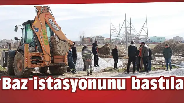 Köylü baz istasyonu için ayaklandı