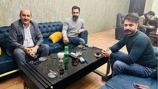 MHP KOMŞULARIN GÖNÜLLERİNE GİRMEYE DEVAM EDİYOR