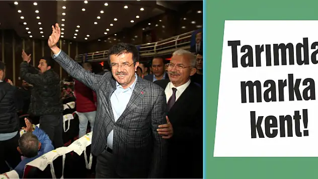 Nihat Zeybekçi Torbalı’da konuştu