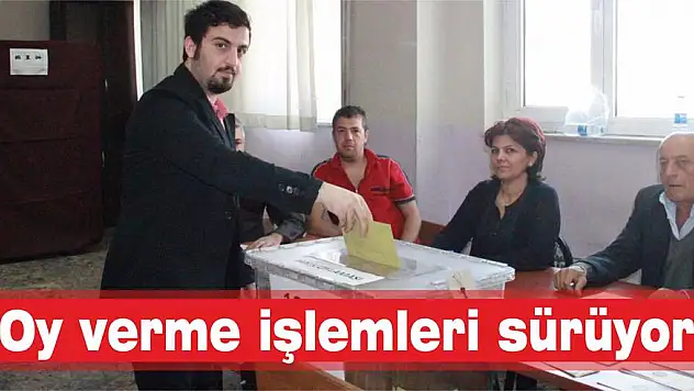 Oy verme işlemleri sürüyor
