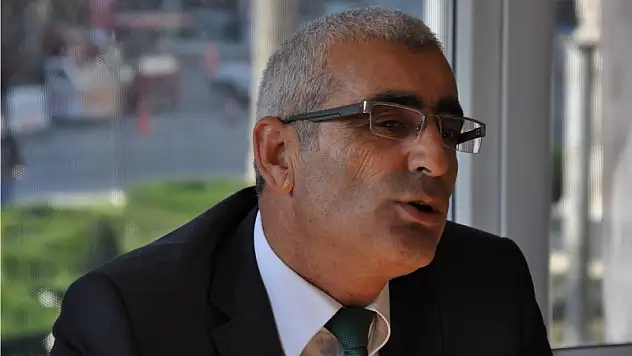 Partimizin önceliği ülke menfaatidir