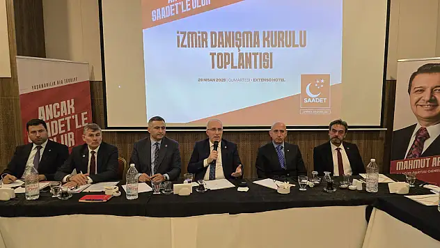 Saadet İzmir, danışma kurulunda parti politikalarını masaya yatırdı