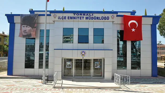 Saçını-sakalını uzattı, polise direndi ama