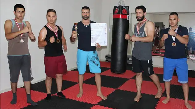 Şampiyon yetiştirecek