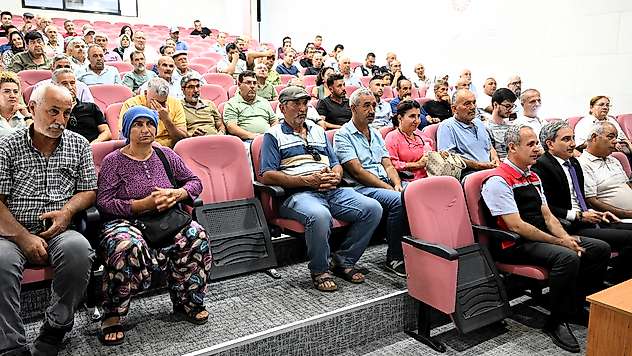 Selçuk'ta incirde aflatoksinle mücadele için üreticilere ekipman desteği