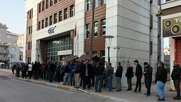 SGK’DA EYT KUYRUĞU