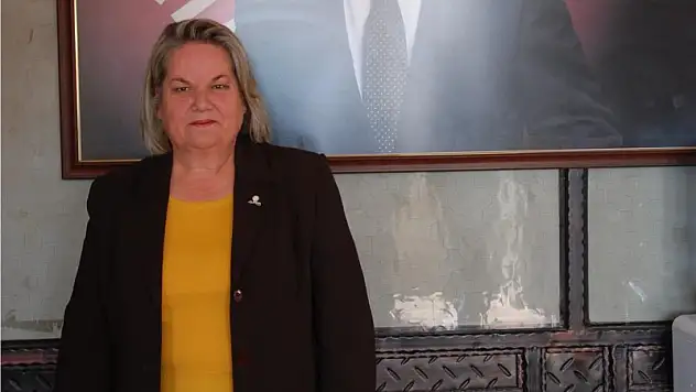 Siyasette hızla yükseliyor