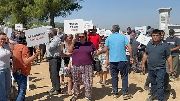 Tavuk çiftliği projesine mahallelilerden eylem