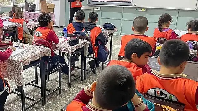 TEMA Vakfı Torbalı İlçe Sorumluluğu'ndan 'Toprak Ana' sunumu