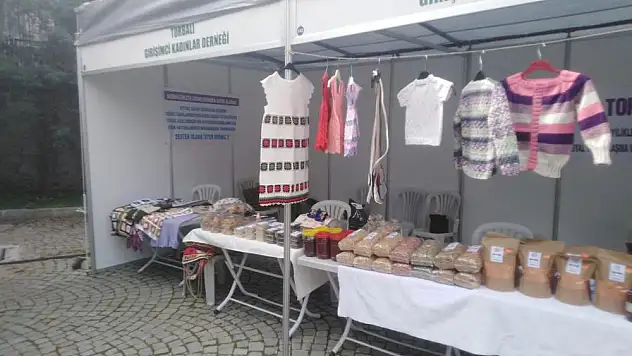 TOR-İYİDER'in girişimci kadınları stant açtı