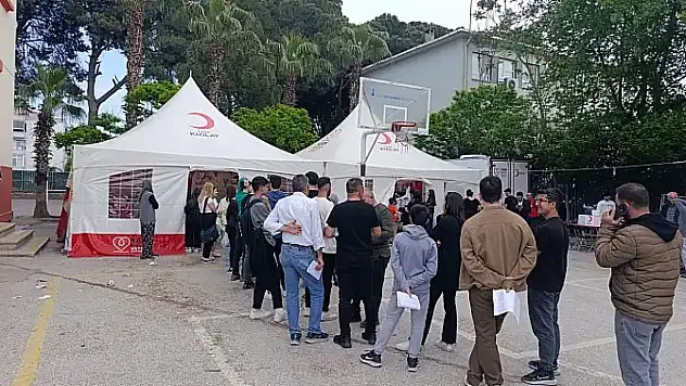 Torbalı Kızılay'a kan ver bisikletini al