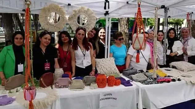 Torkem Kursları'nın yıl sonu sergisi açıldı