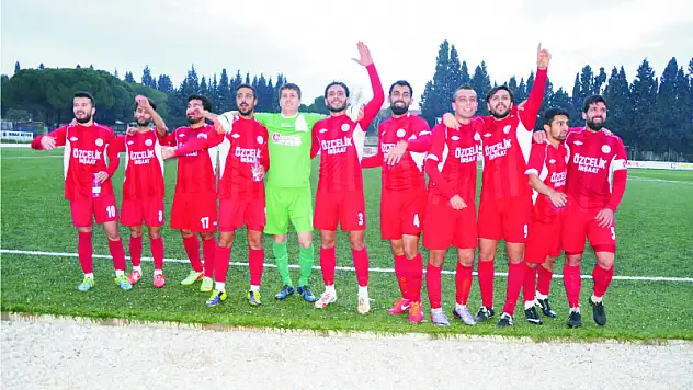 Torkos 3 puan pesinde