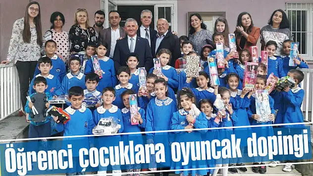 Tosun, çocuklarla çocuk oldu!