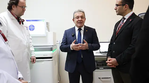 Üniversite hastaneleri arasında bir ilk: NOVASEQ 6000 DEÜ'de