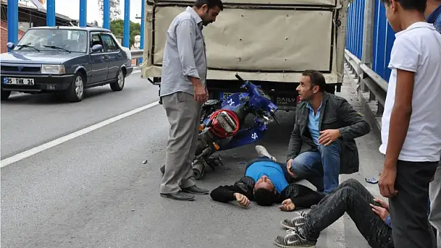 Üst geçitte 1 ayda 11. kaza