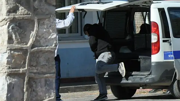 Uyuşturucuya 'şafak' darbesi: 18 gözaltı