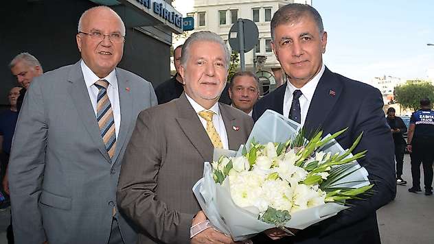 Yalçın Ata esnafın sesi oldu, Tugay'dan müjdeler geldi