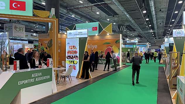 Yaş meyve sebze ihracatçıları, 5 milyar dolar hedefiyle Madrid'de