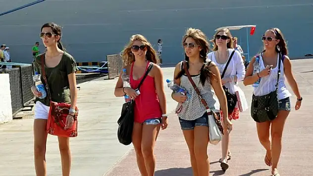 'Bu yıl 38 milyon turist bekliyoruz'