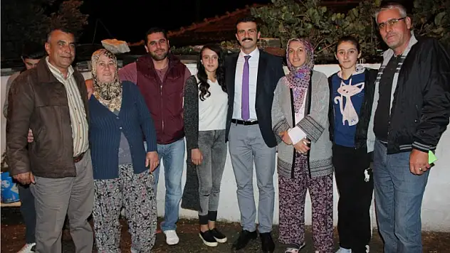 Ziyaret mitinge dönüştü