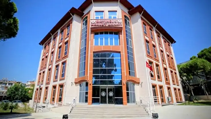 Bayındır’da otomobil ve motosiklet hırsızı yakalandı