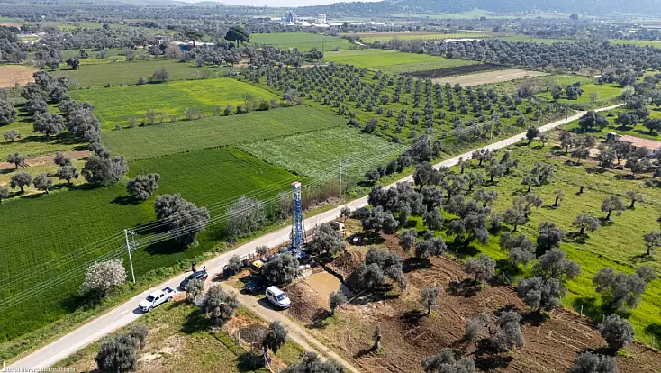 Tire ve Bayındır’a 16, Ödemiş ve Kiraz’a 13 yeni su kuyusu