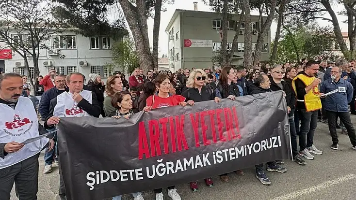 Torbalı’da öğretmenlerden Siverek’teki okul saldırısına tepki