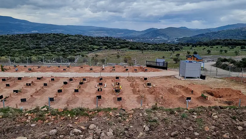 Aralarında Menderes'in de olduğu beş ilçeye yeni gömü alanı