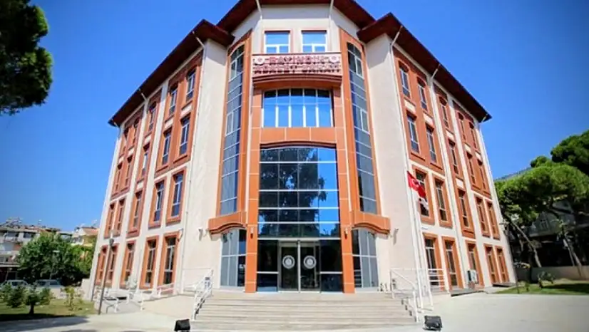 Bayındır'da otomobil ve motosiklet hırsızı yakalandı