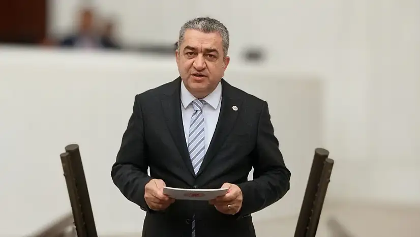 CHP'de 'Mutlak Butlan' istifaları sürüyor