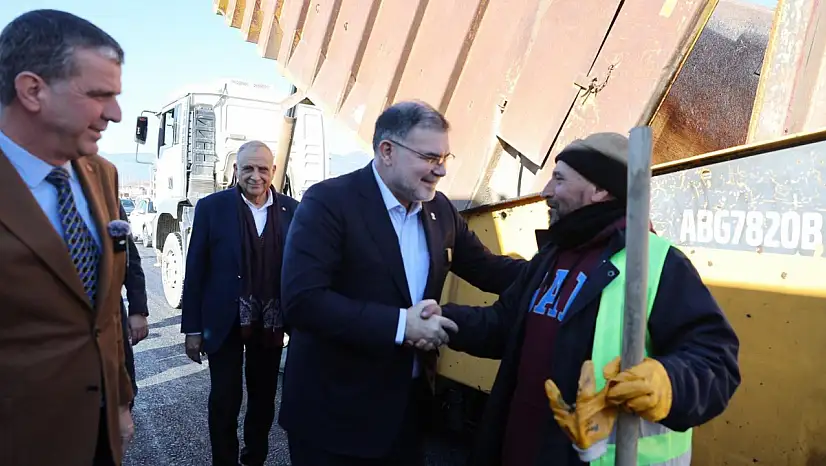 ÖDEMİŞ–KİRAZ YOLUNDA ÇALIŞMALAR YERİNDE İNCELENDİ