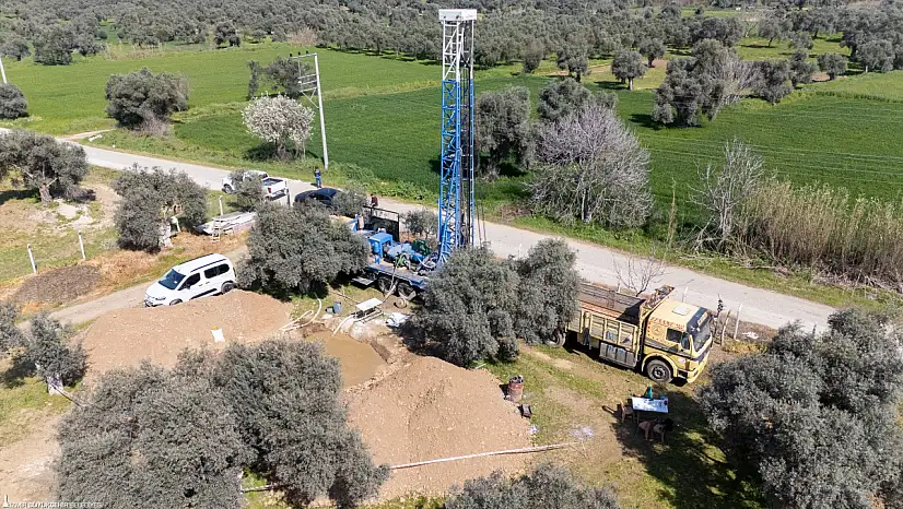 Tire ve Bayındır'a 16, Ödemiş ve Kiraz'a 13 yeni su kuyusu