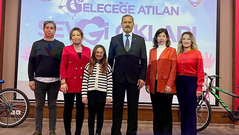 Torbalılı Eylül Ülkü'den büyük başarı