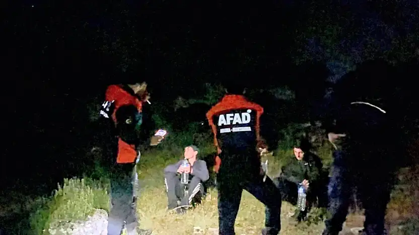 Dağda mahsur kalan iki çocuğu AFAD kurtardı