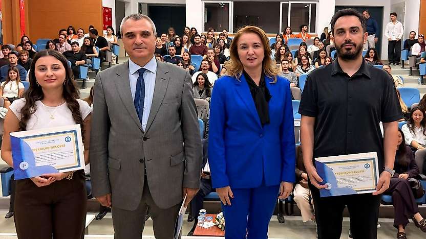 DEÜ'den öğrencileri sektörle buluşturan yapay zekâ destekli platform