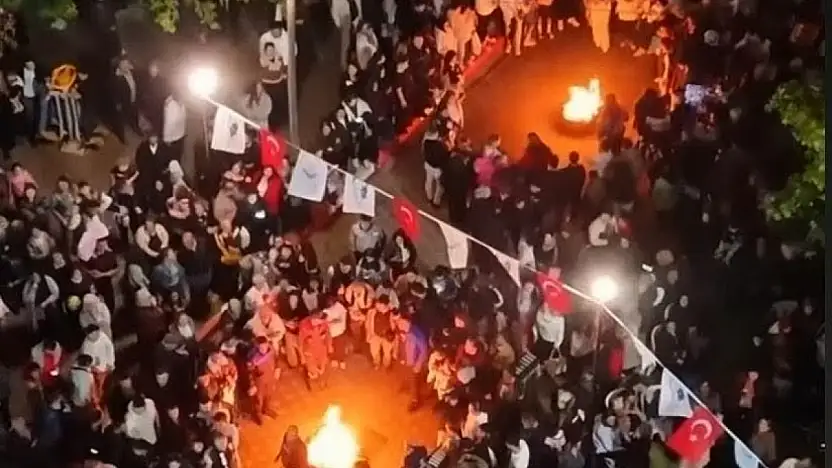 Hıdırellez Torbalı'da binlerce kişinin katıldığı şenlikle kutlandı