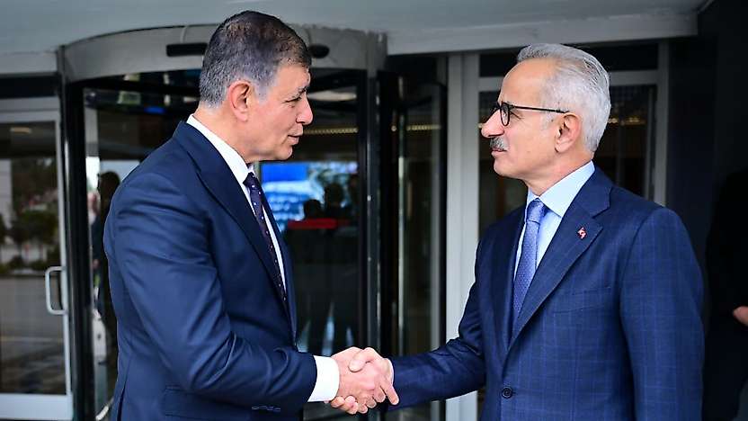 İZBAN için yeni dönem mi? Bakan Uraloğlu ve Başkan Tugay'dan iyileştirme mesajı