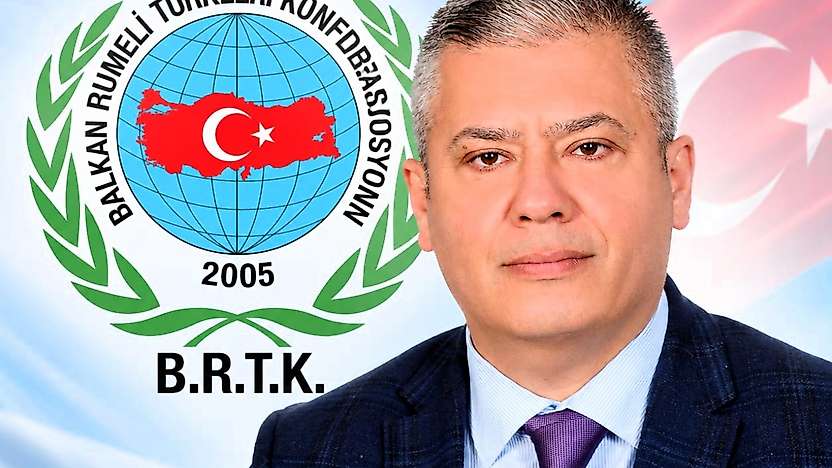 Özkardeşler'den çifte vatandaşlara sandığa gitme çağrısı