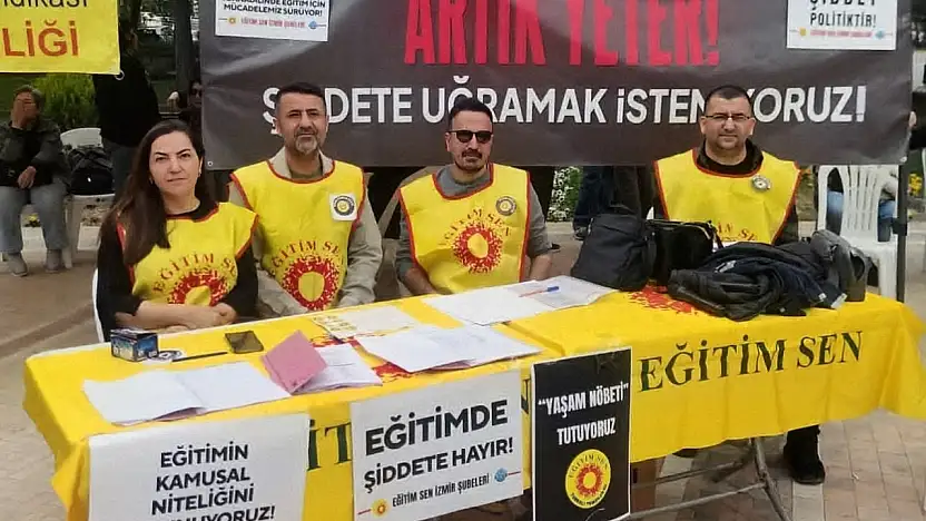 Torbalı'da eğitimcilerden 'Yaşam Nöbeti': Şiddete karşı tepki büyüyor