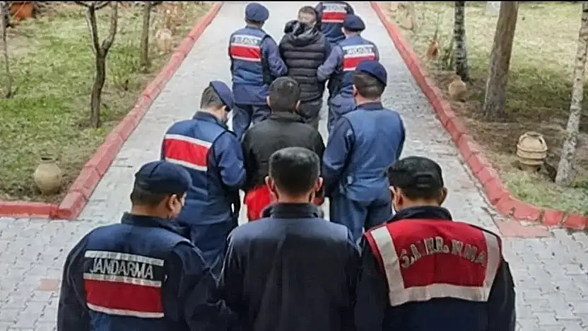 Torbalı'da lisede saldırı iddiası: 8 öğrenci gözaltına alındı