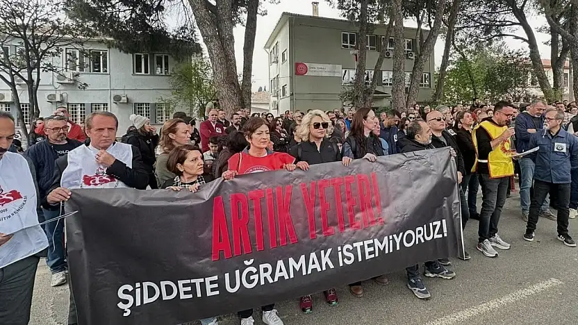 Torbalı'da öğretmenlerden Siverek'teki okul saldırısına tepki